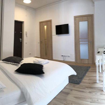 Studio Confort 3 Bucureşti Ngoại thất bức ảnh